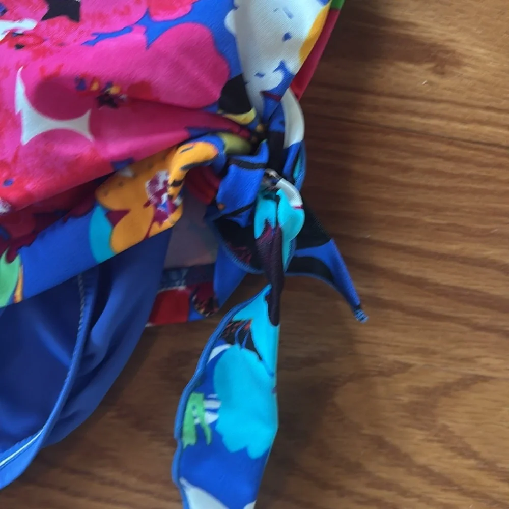 NEW Swim SolutionsTummy Control Colorful Tropical Floral Faux Tankini Size 10‎